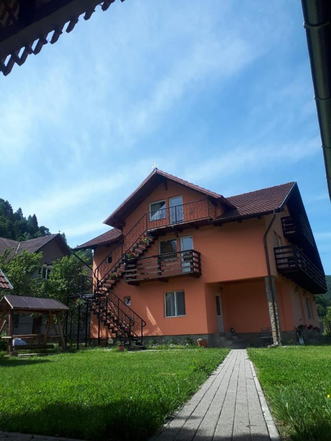 Отель Casa Keea Моечиу-де-Сус Экстерьер фото