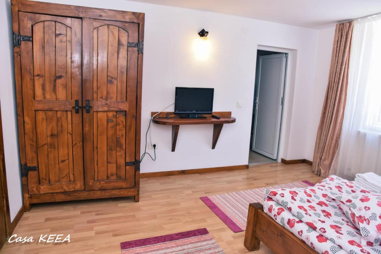 Отель Casa Keea Моечиу-де-Сус Экстерьер фото