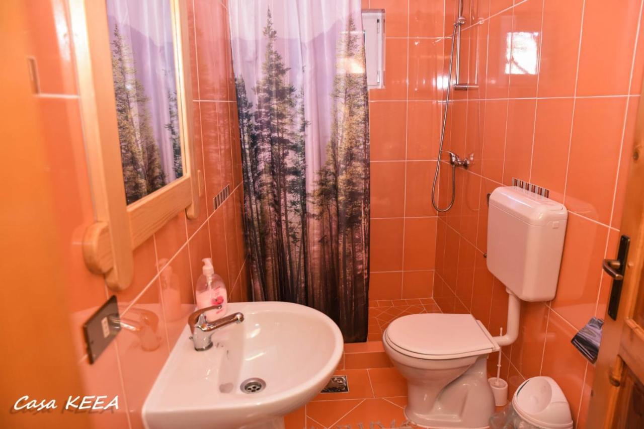 Отель Casa Keea Моечиу-де-Сус Экстерьер фото