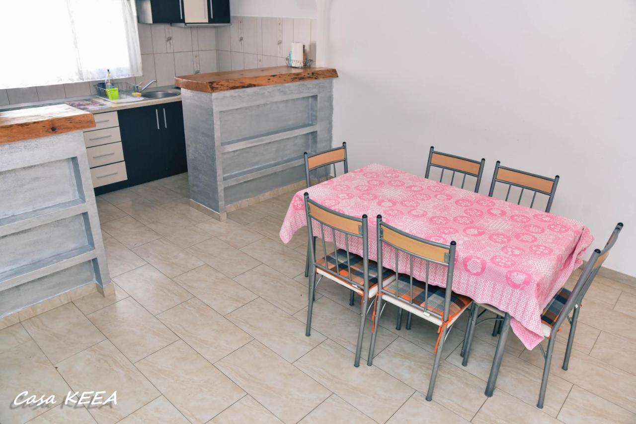 Отель Casa Keea Моечиу-де-Сус Экстерьер фото