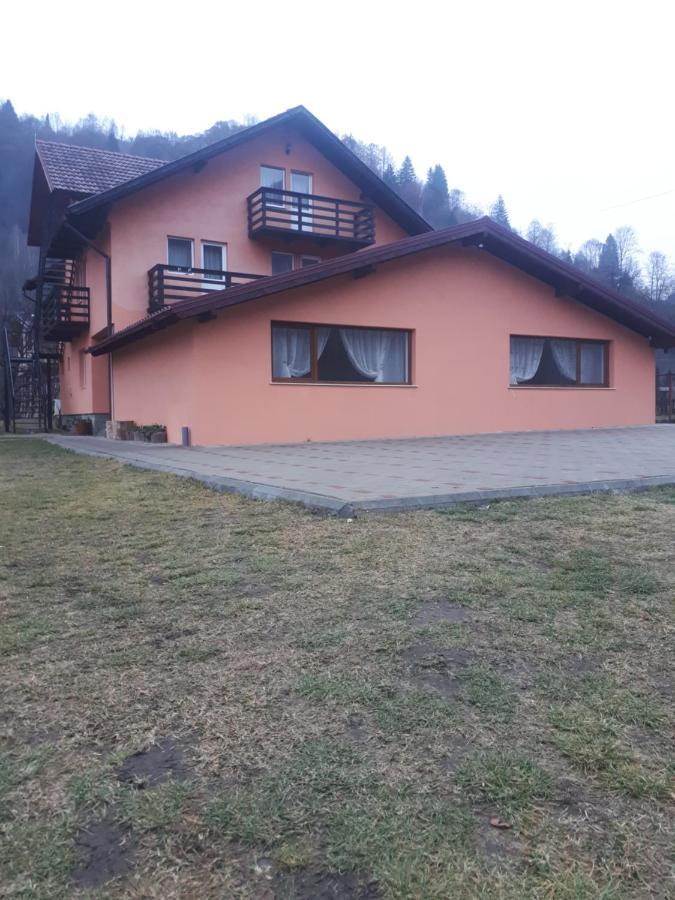 Отель Casa Keea Моечиу-де-Сус Экстерьер фото